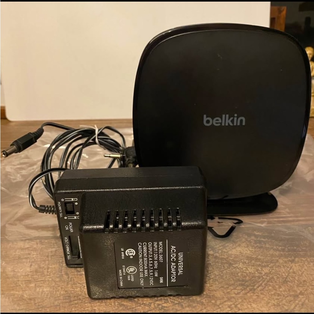 Black Wireless Router with Power Adapter - Picture 2 of 4